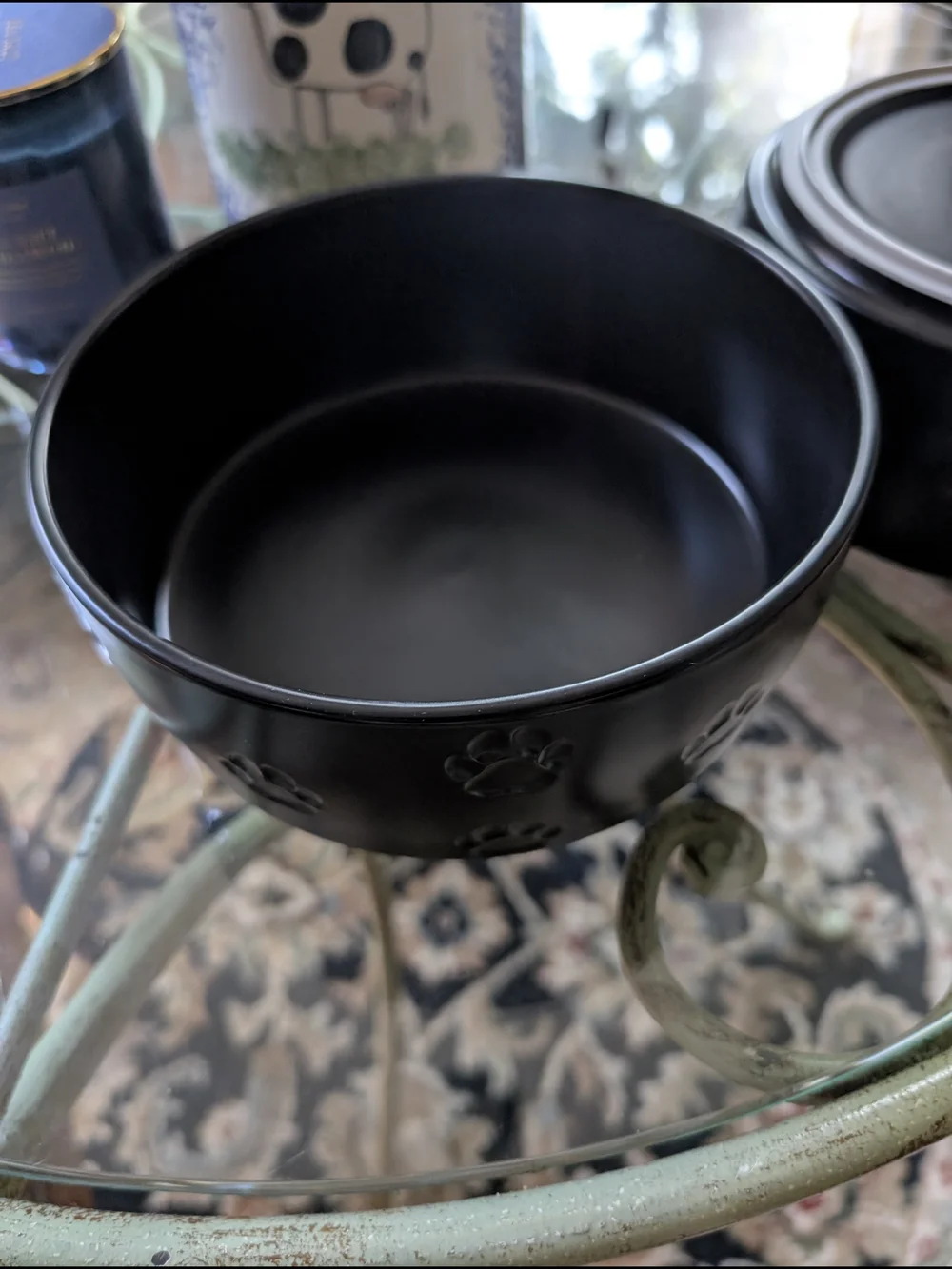 NWOT HB Design Co. Dog Paw Embossed Black Ceramic Pet Non-Skid Bowl Set